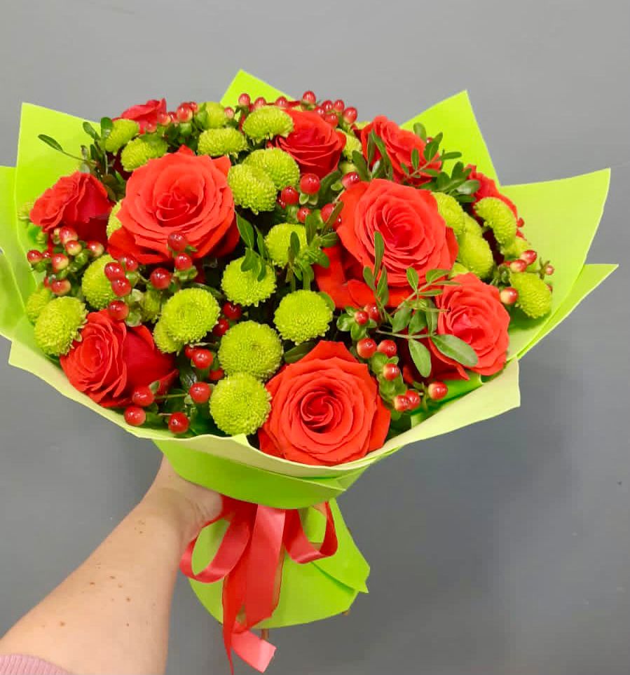 Букет цветов из: Хризантемы и Розы в Илек