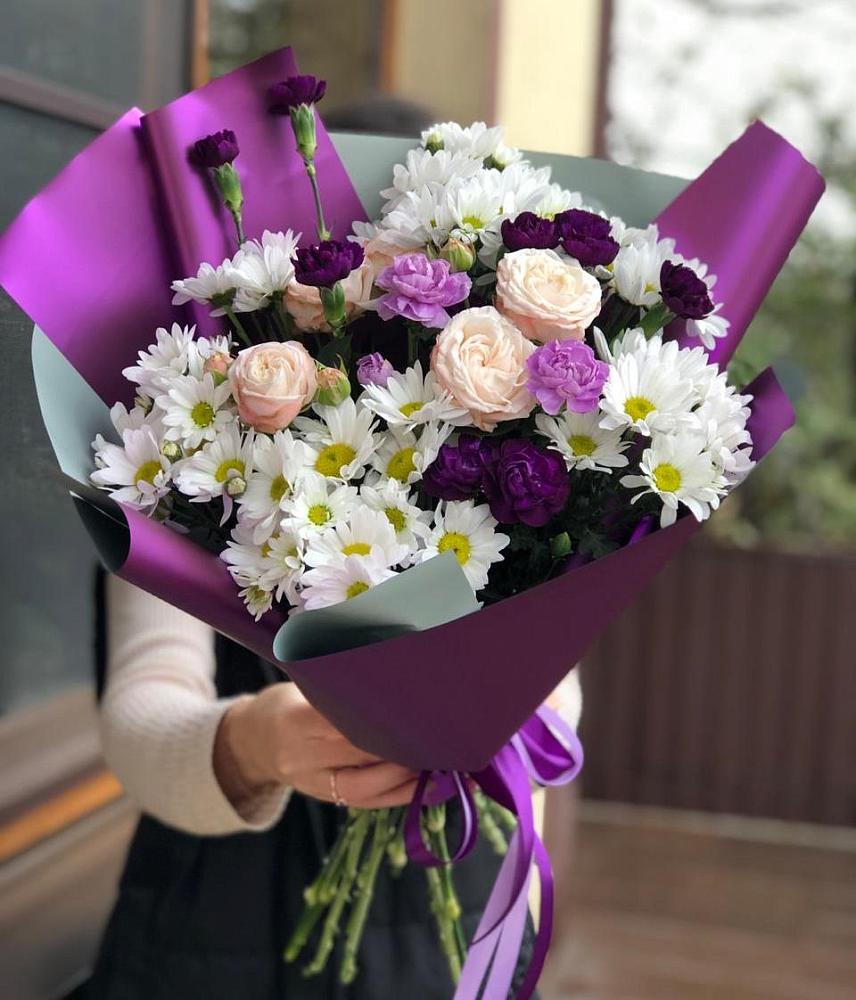 Букет цветов из: Хризантемы, Гвоздики и Розы в Илек