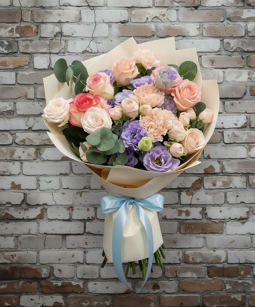 Букет цветов из: Розы, Лизиантусы и Гвоздики в Илек