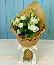 Букет цветов из:  Хризантемы и Лизиантусы #REPLACE_PRED# Илек