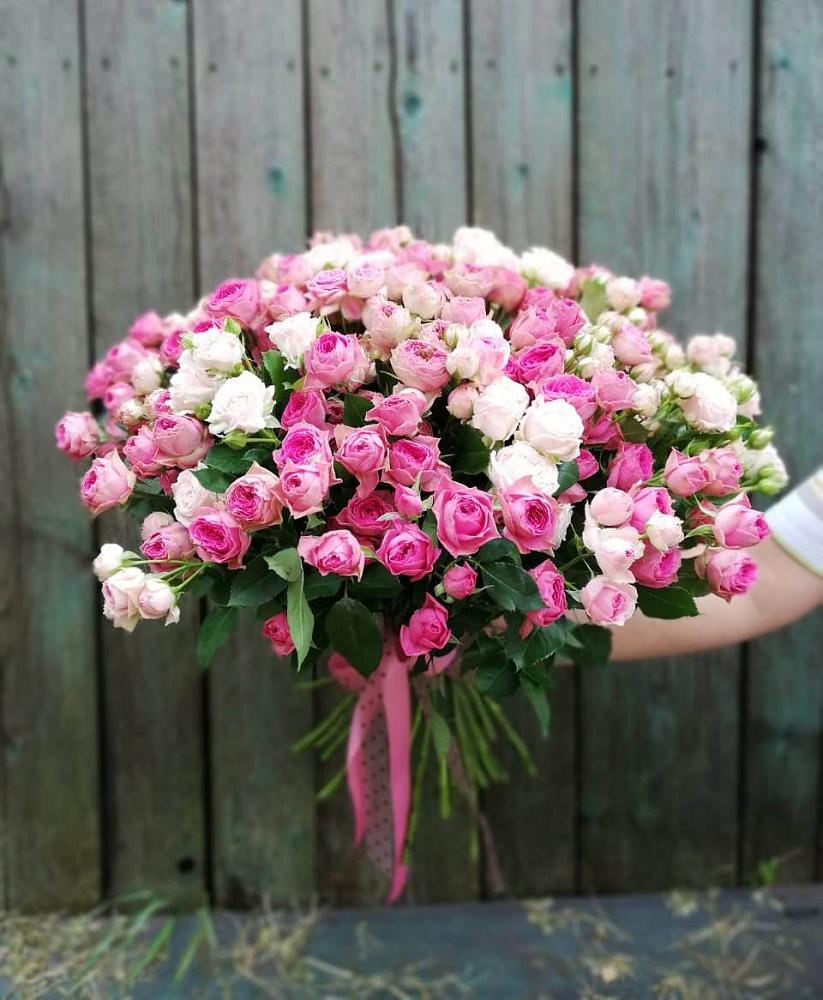 Букет Розовые кустовые розы Натали и Лав Лидия в Илек