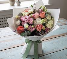 Букет цветов из:  Розы, Лизиантусы и Гвоздики #REPLACE_PRED# Илек