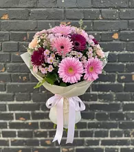 Букет цветов из:  Герберы и Хризантемы #REPLACE_PRED# Илек