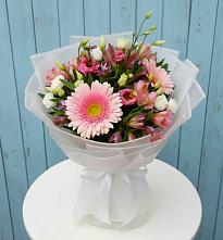 Букет цветов из:  Герберы, Альстромерии и Лизиантусы в Илек