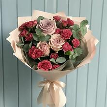 Букет цветов из:  Гвоздики и Розы #REPLACE_PRED# Илек