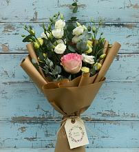 Букет цветов из:  Розы и Лизиантусы #REPLACE_PRED# Илек